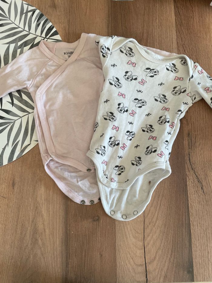 Lot de bodies 1 mois