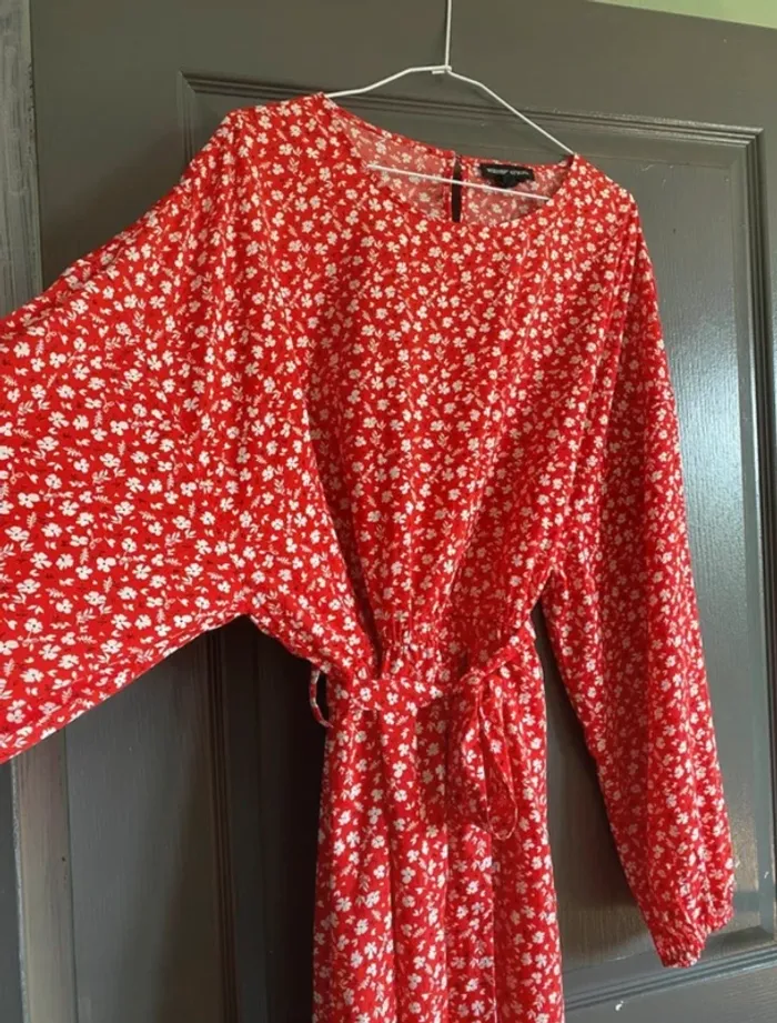 Robe rouge à motifs ceinture élastique taille 50 - photo numéro 4
