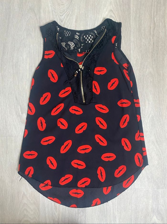 💋 Top imprimé baisers 💋 - photo numéro 2