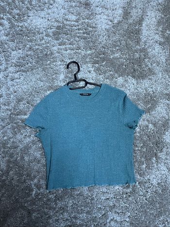 T-shirt court