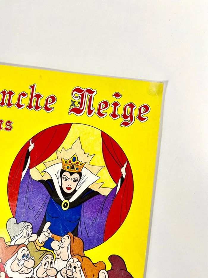 Album Panini Disney vintage : Blanche Neige et les 7 Nains 1983 - photo numéro 13