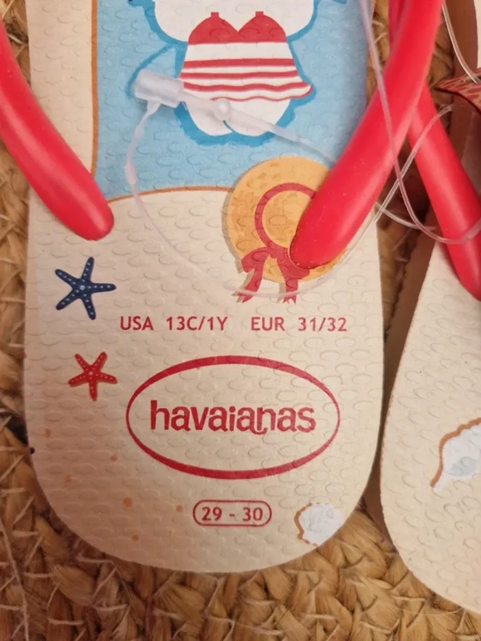 Neuf jolie paire de tong hello kitty havaianas pointure 31 - photo numéro 4