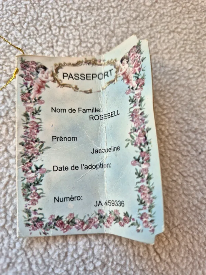 Poupée en porcelaine - photo numéro 4