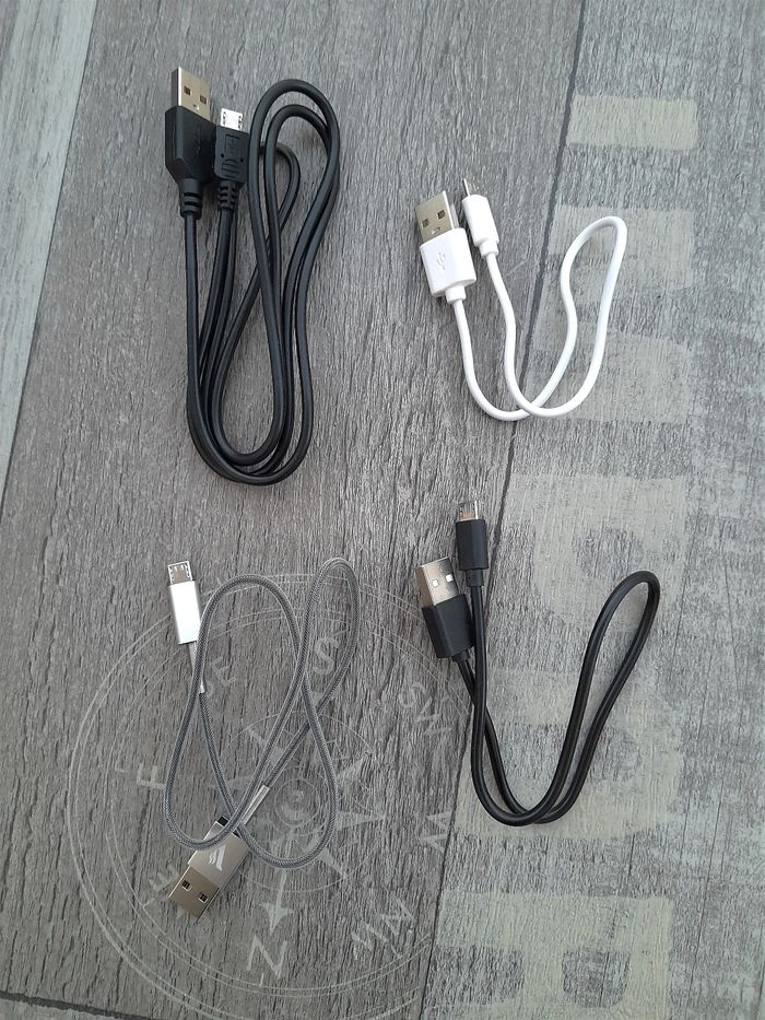 Lot de 4 câbles micro USB, neufs - photo numéro 2