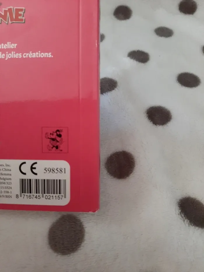 Livre disney minnie: l'atelier de minnie neuf - photo numéro 5