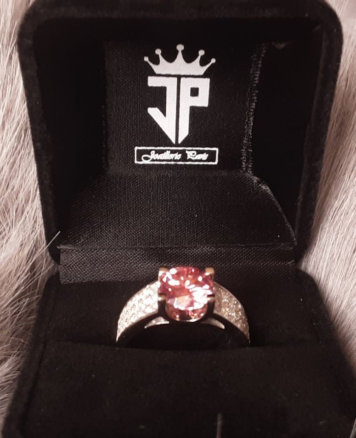 Bague mariage fiançailles anniversaire gravée Au750 Moissanite 9mm 3carats cadeau pour elle - photo numéro 8