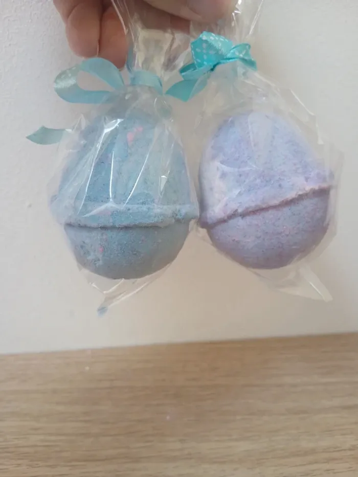 Lot bombes de bain et œufs de bain 🛁 - photo numéro 3
