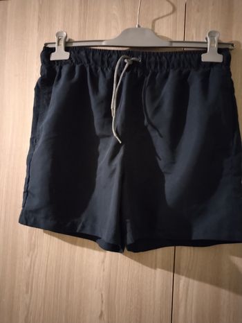 Short homme taille M 