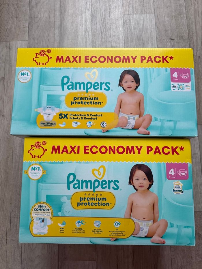 Lot de 182 couches Pampers premium protection taille 4