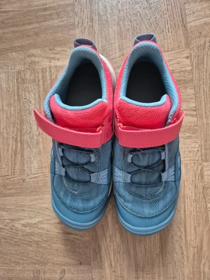 Chaussures de randonnée p33 - photo numéro 2