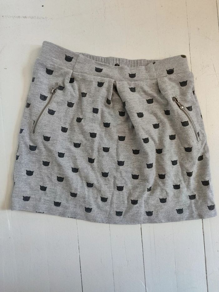 Jupe courte chats
