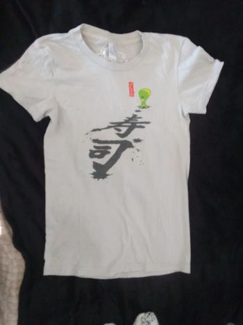 Tee shirt