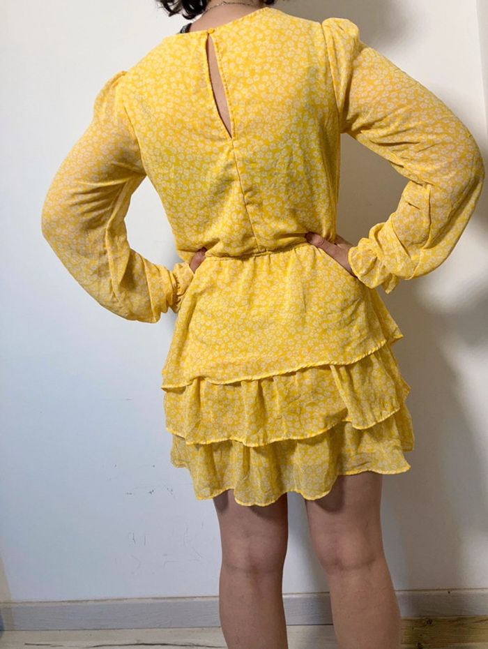 Robe jaune taille 38 - photo numéro 2