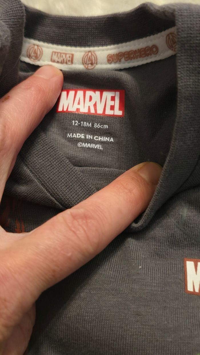 NEUFS(non portés) 🏷💙🤩😍👍ensemble 18 mois (86cm)  Garçon marvel😍🤩💙🏷 - photo numéro 6