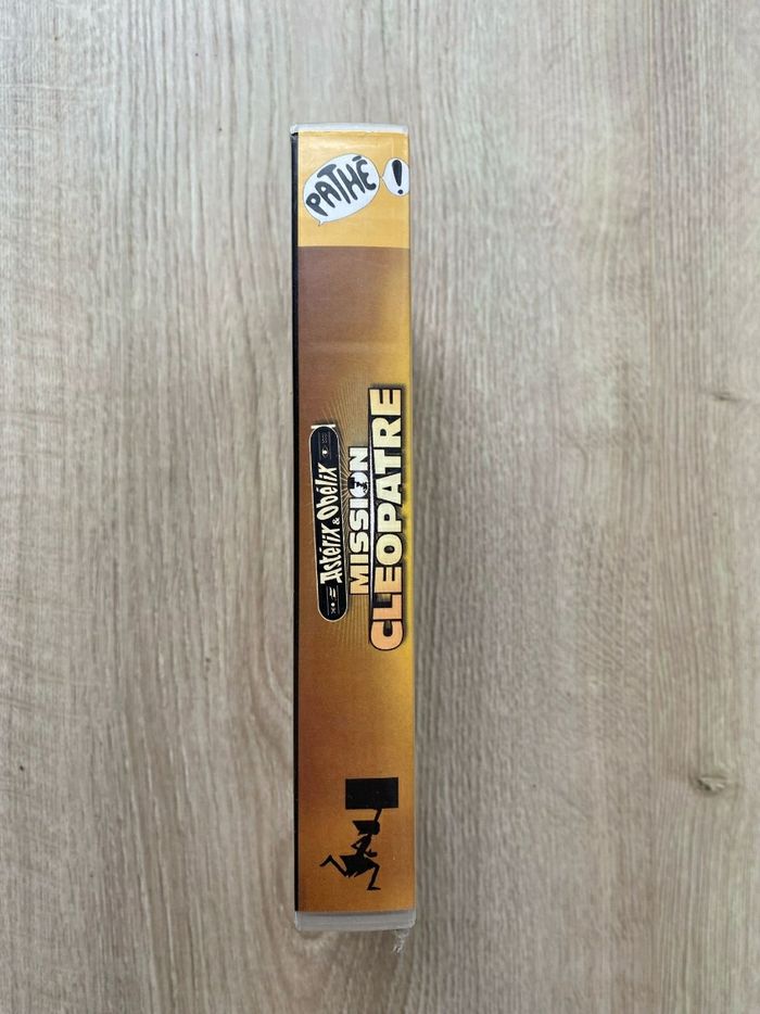 Pathé Production : Astérix et Obélix Mission Cléopâtre Cassette Vidéo VHS Vintage Cinéma Collection Exclusive - photo numéro 3