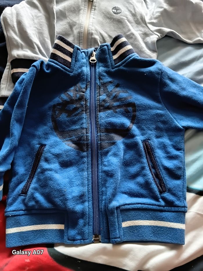 4/5 ensemble de jogging Timberland et trois cadeaux - photo numéro 7