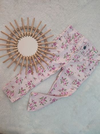 Jeans fleuri Benetton