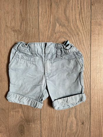 Short tape à l’œil 2 ans