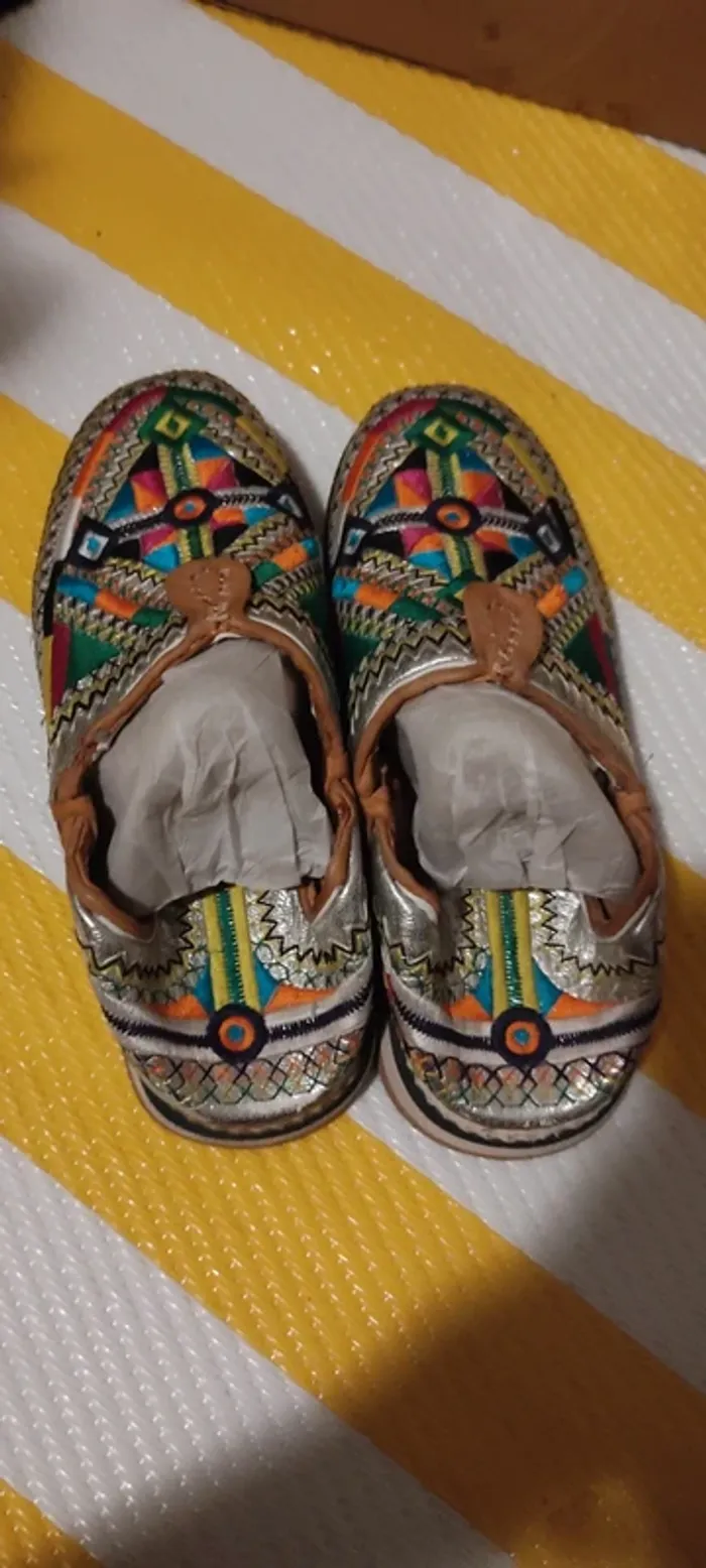 Babouche traditionnelle taille 38 - photo numéro 4