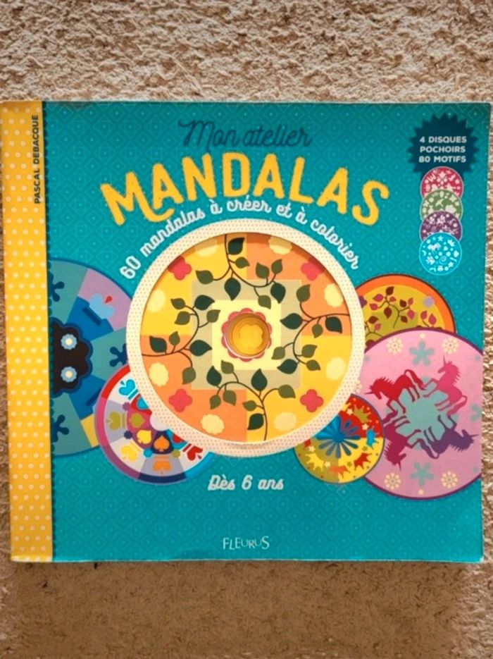 Livre neuf créations et coloriage Mon atelier Mandalas Fleurus