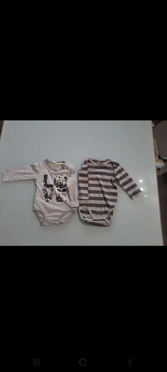 Lot de 2 bodies 6 mois