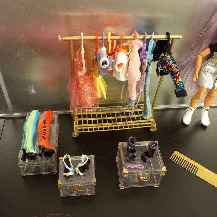 Poupée Rainbow High studio de mode - photo numéro 3
