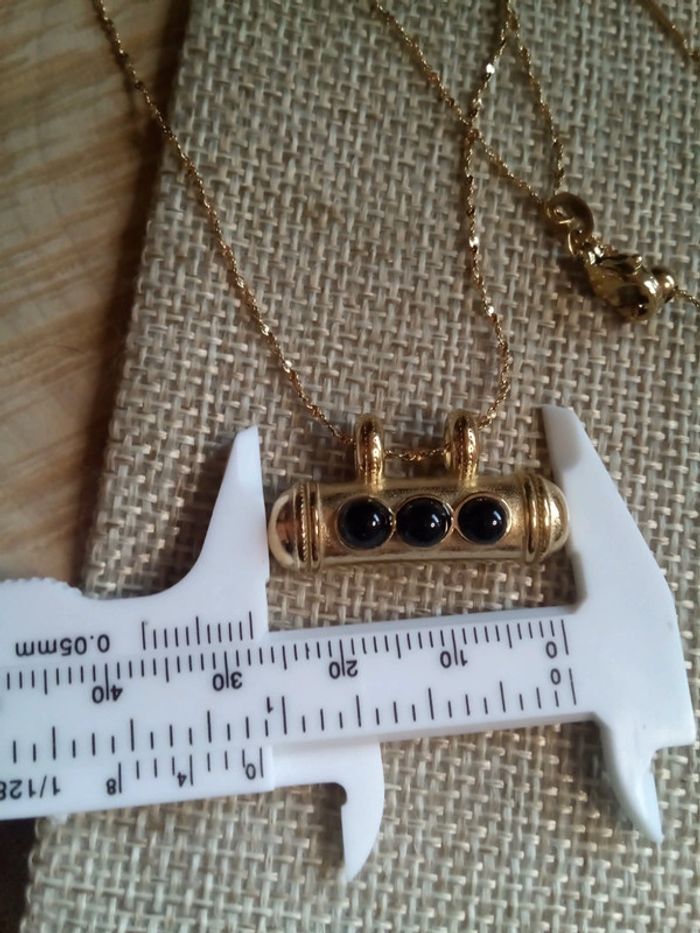 Collier noir et doré - photo numéro 3