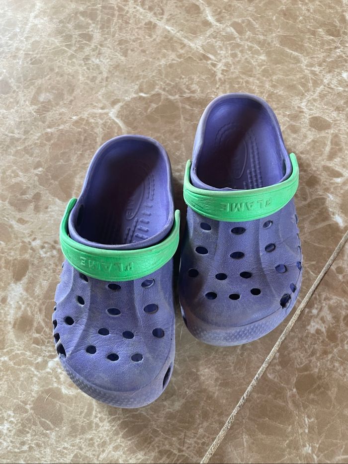 Chaussons type crocs