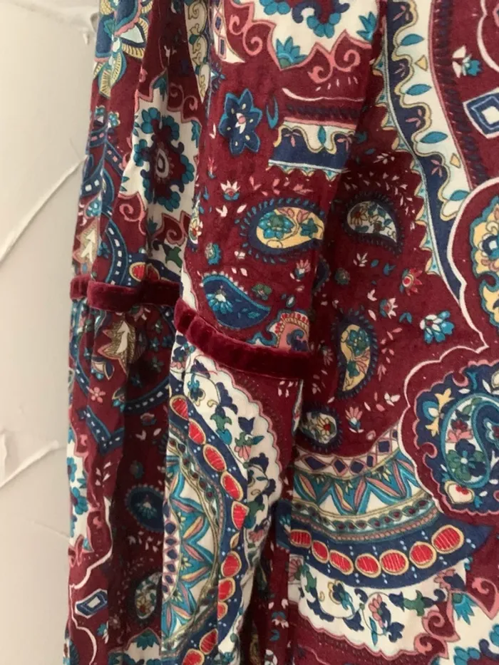 Blouse manches longues à motifs taille 44-46 - photo numéro 6