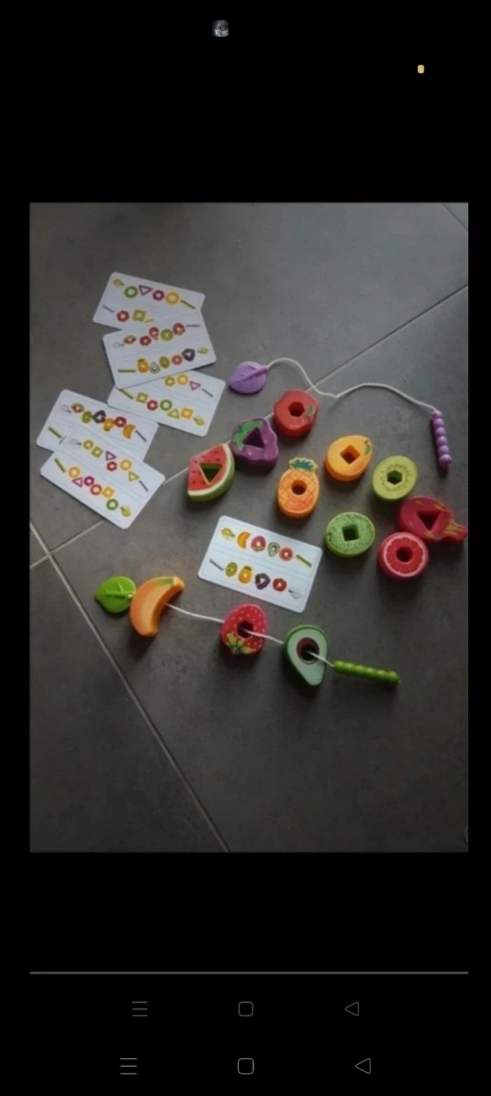 Grosses perles fruits Montessori