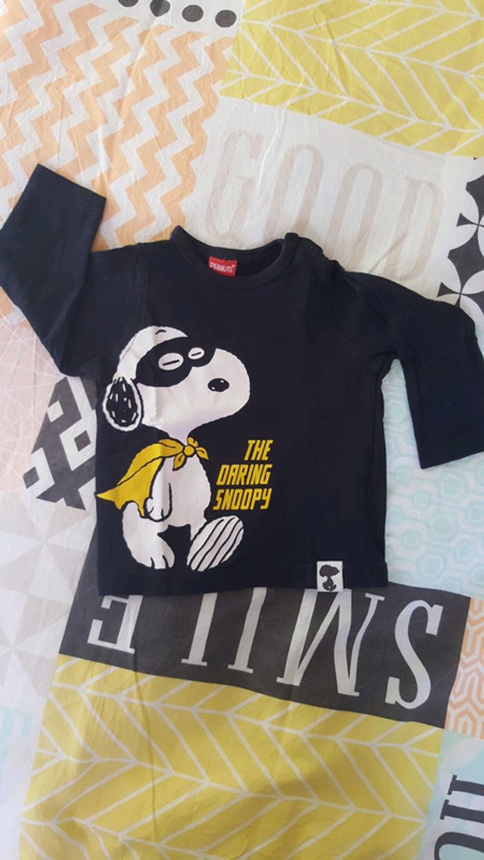 Tee-shirt snoopy taille 6 mois