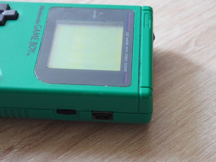 Ancienne Game Boy verte avec accessoires - photo numéro 6