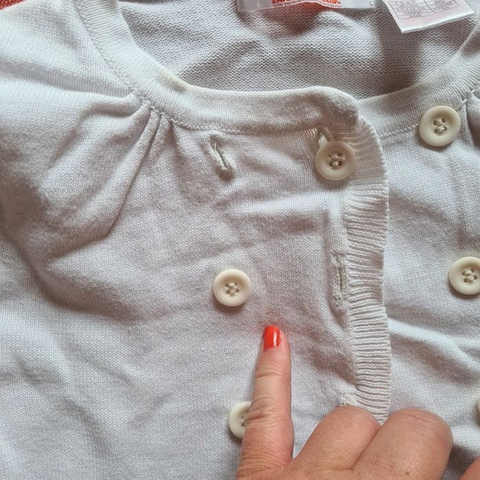 Lots de 4 pulls et gilets - photo numéro 4