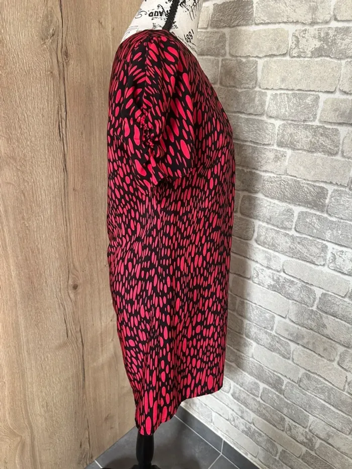 Robe rétro moderne et graphique taille 42 - photo numéro 2