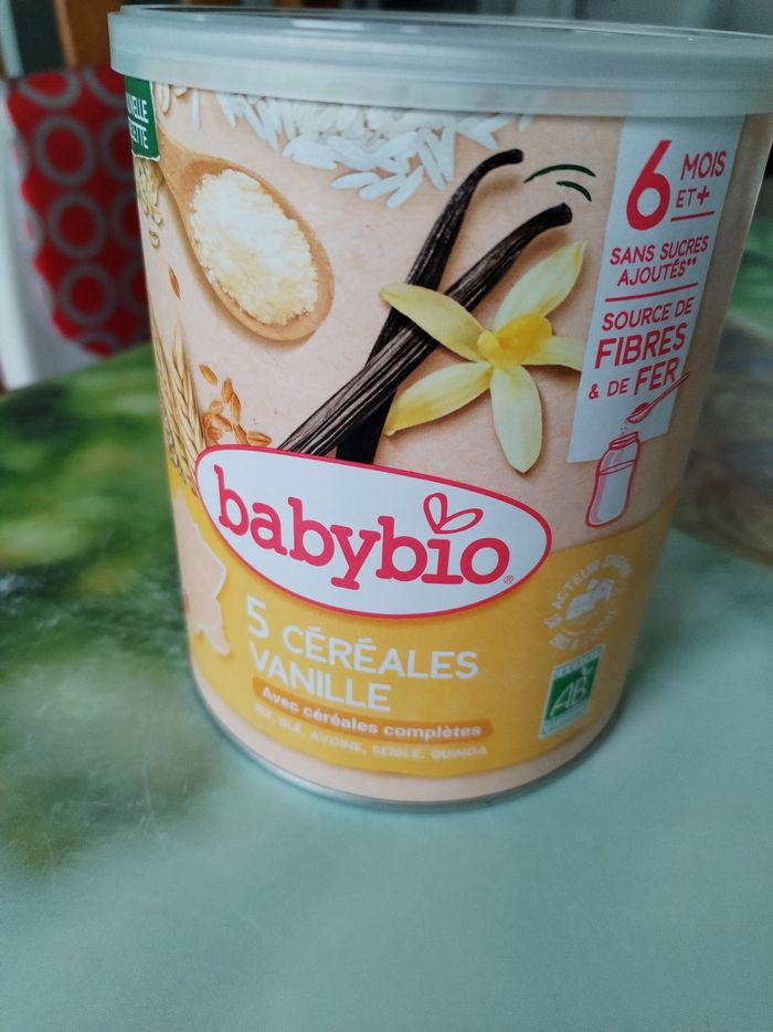 Boite de céréales babybio