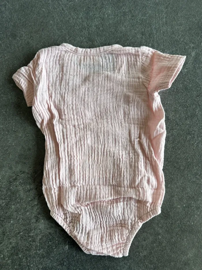 Body manches courtes 6 mois - photo numéro 2