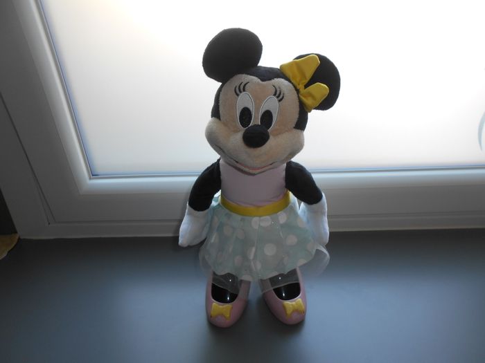 Peluche Minnie interactive contes et chansons (IMC Toys/Disney)