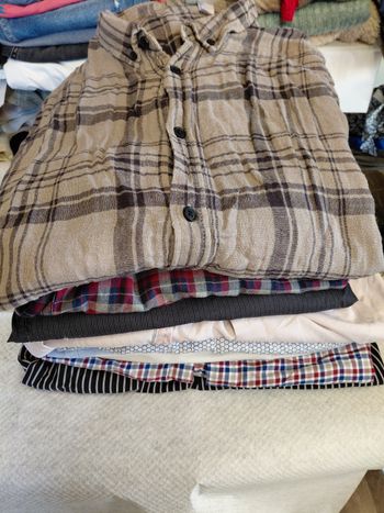 Lot 108: 9 chemises taille L