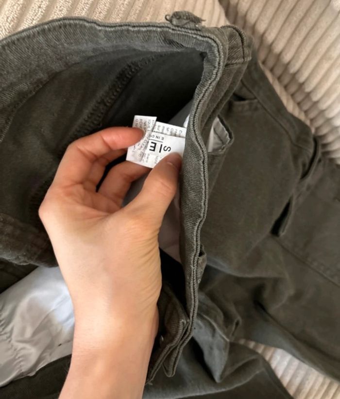 Pantaloon en jean cargo vert kaki - photo numéro 3
