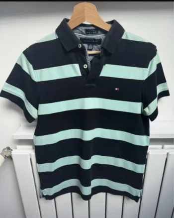 Polo noir et menthe Tommy Hilfiger taille S ou 36