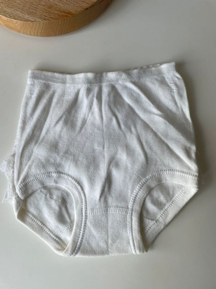 Short bébé blanc - photo numéro 2