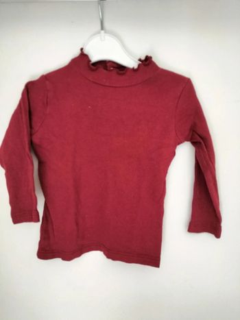 Sous pull neuf bordeaux 9 mois