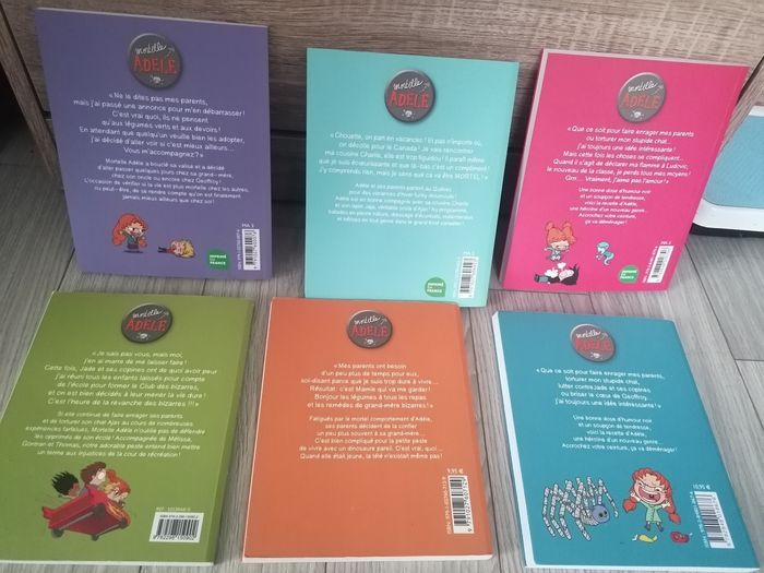 Livres Mortelle Adèle Lot x5 à 24e reserve - photo numéro 2