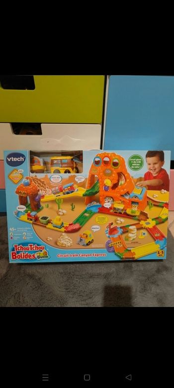 Circuit train Canyon Express Tchou Tchou bolides VTech neuf