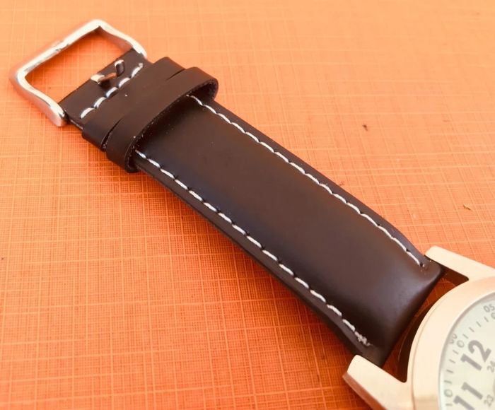 Montre Quartz Spirit of Saint-Louis Solo Flight New York-Paris 20 May 1927 - photo numéro 4