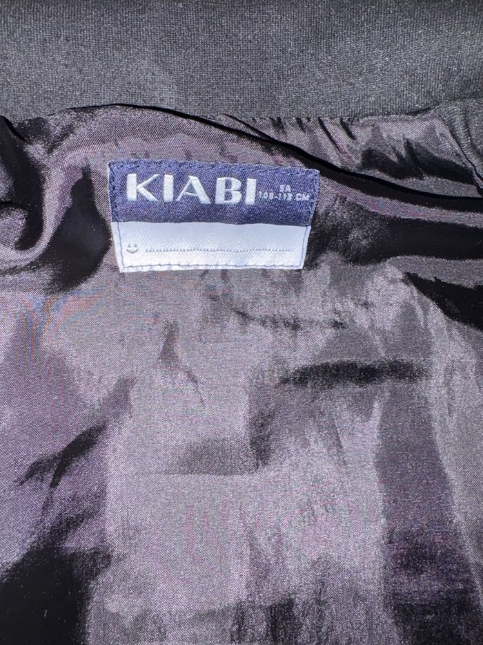 Veste noire Kiabi fille 5 ans mi-saison