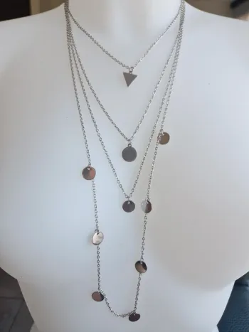 Collier fantaisie argenté multi rang style cascade