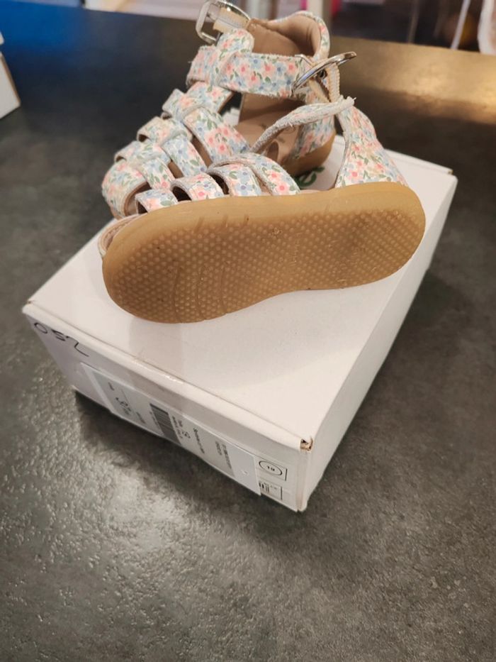 Sandale bébé - photo numéro 2