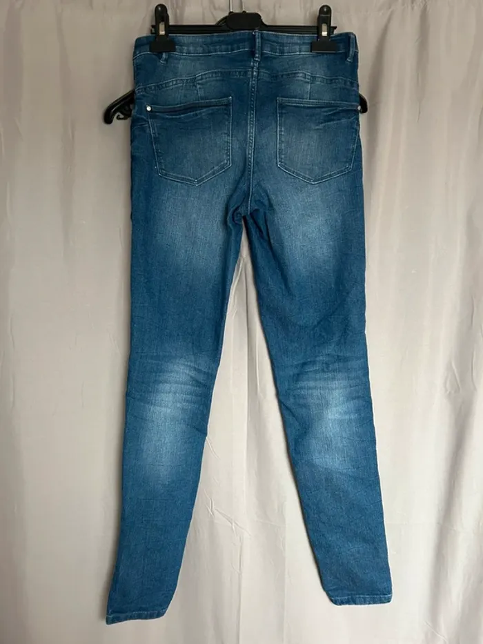 Jeans - photo numéro 3