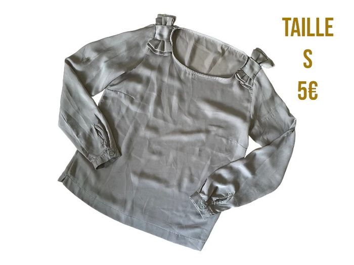 Blouse grise effet satin Boutique Indépendante taille S très bon état